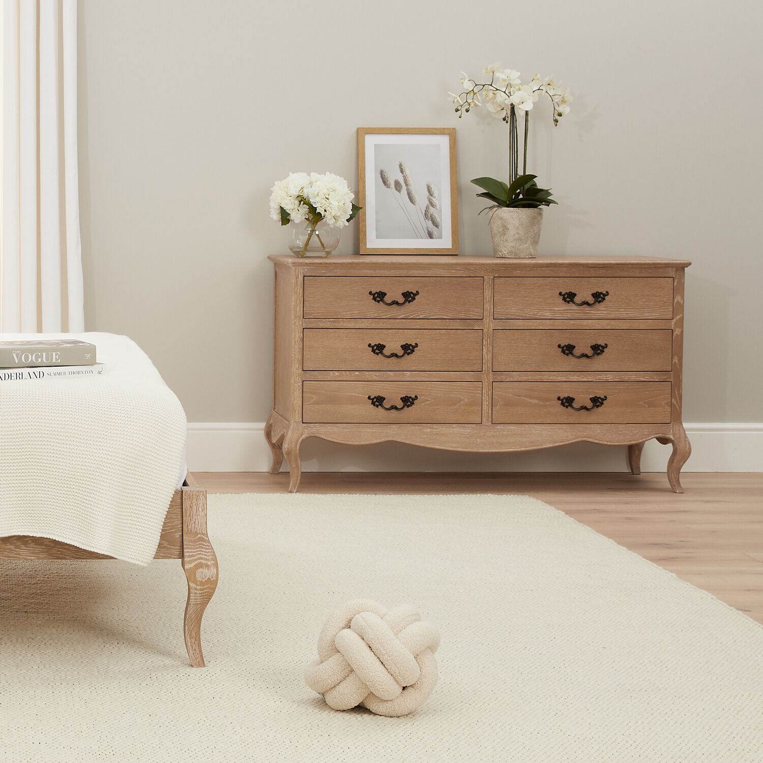 Lille French Limed Oak 6 Drawer Wide Chest - Image 4