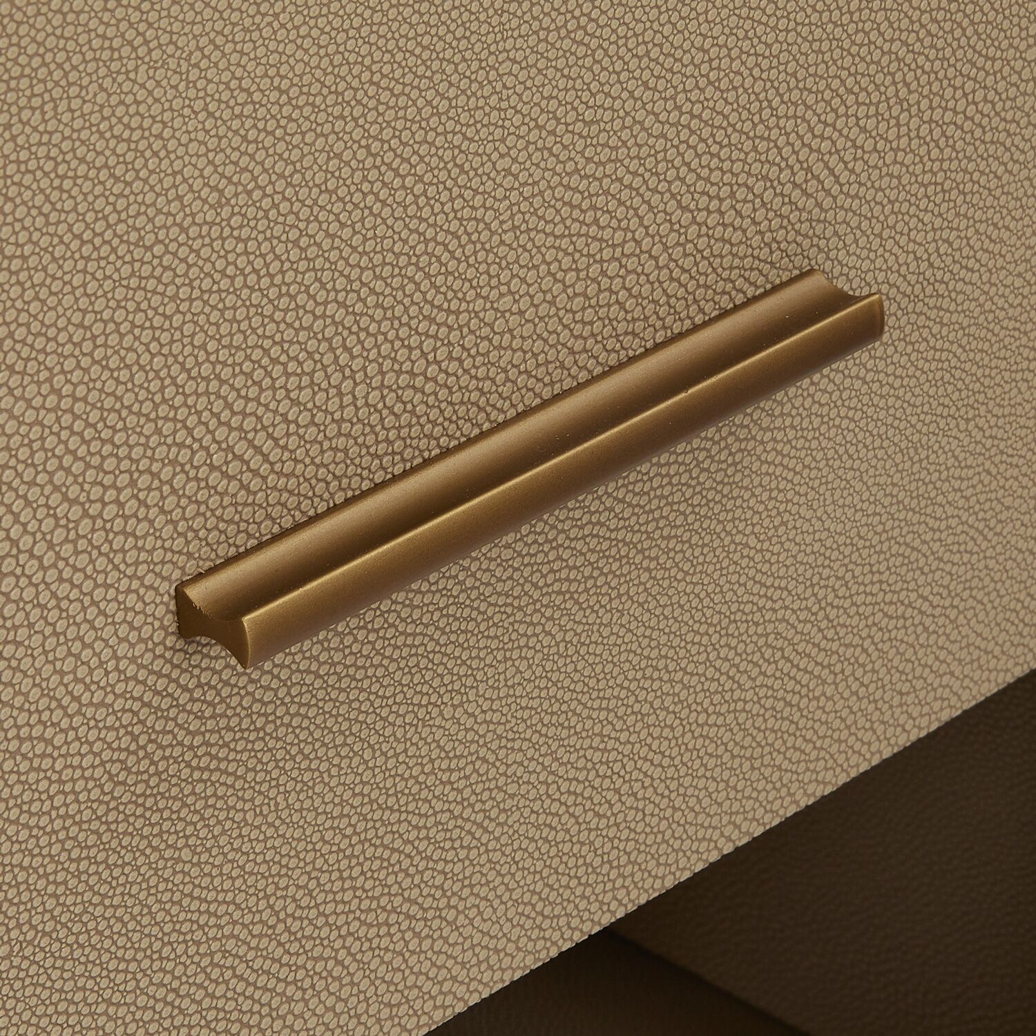 Richmond Shagreen One Drawer Lamp Table - Image 11