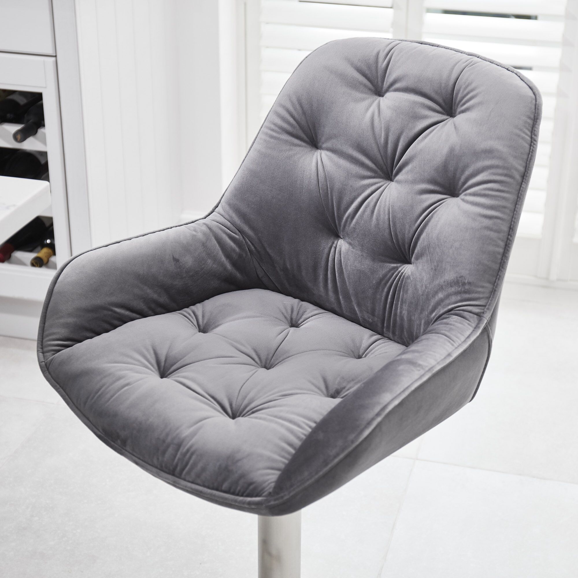 Seattle Swivel Grey Velvet Gas Lift Bar Stool - Image 5