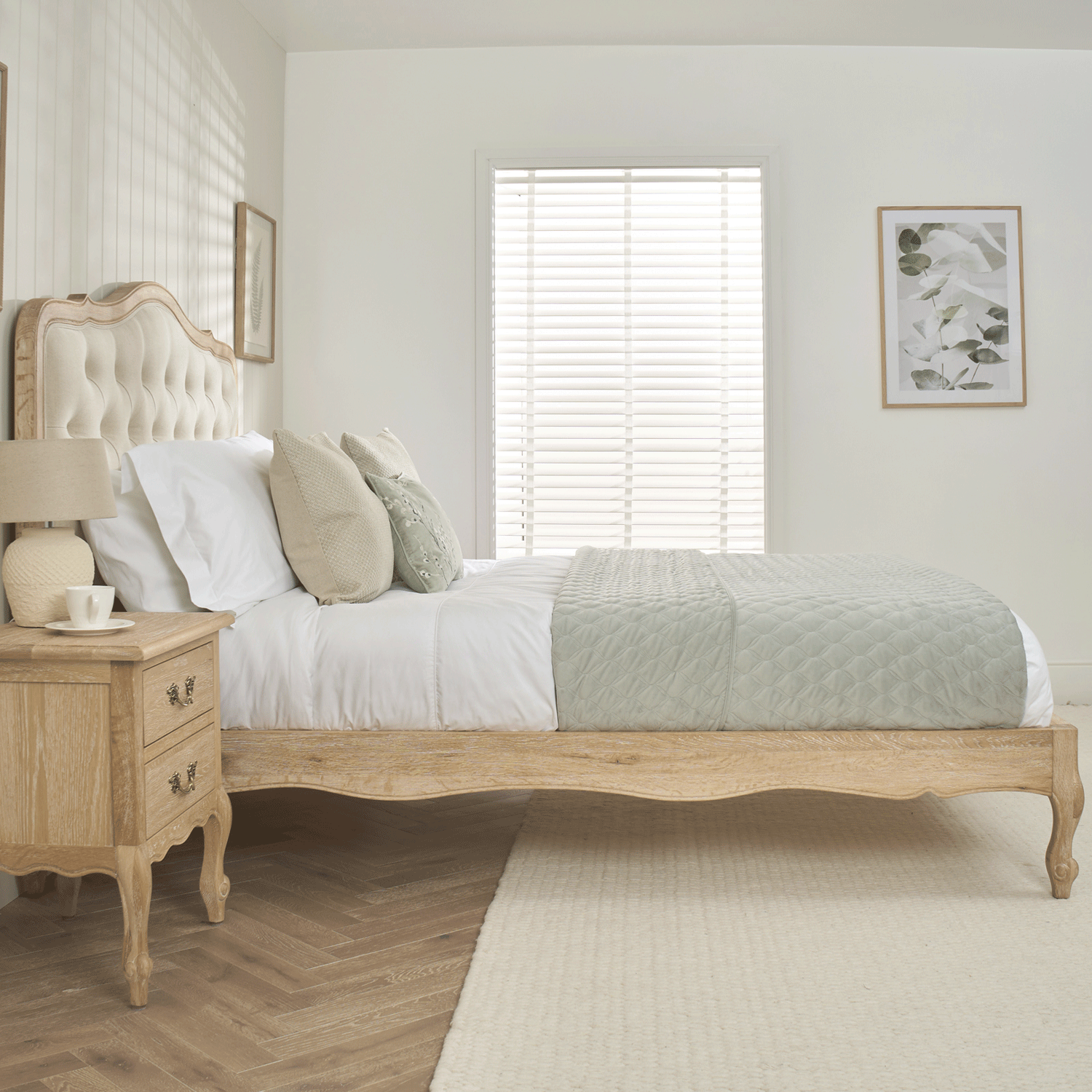 Eléa French Limed Oak Super King Size Bed with Upholstered Button Back Headboard - Image 3