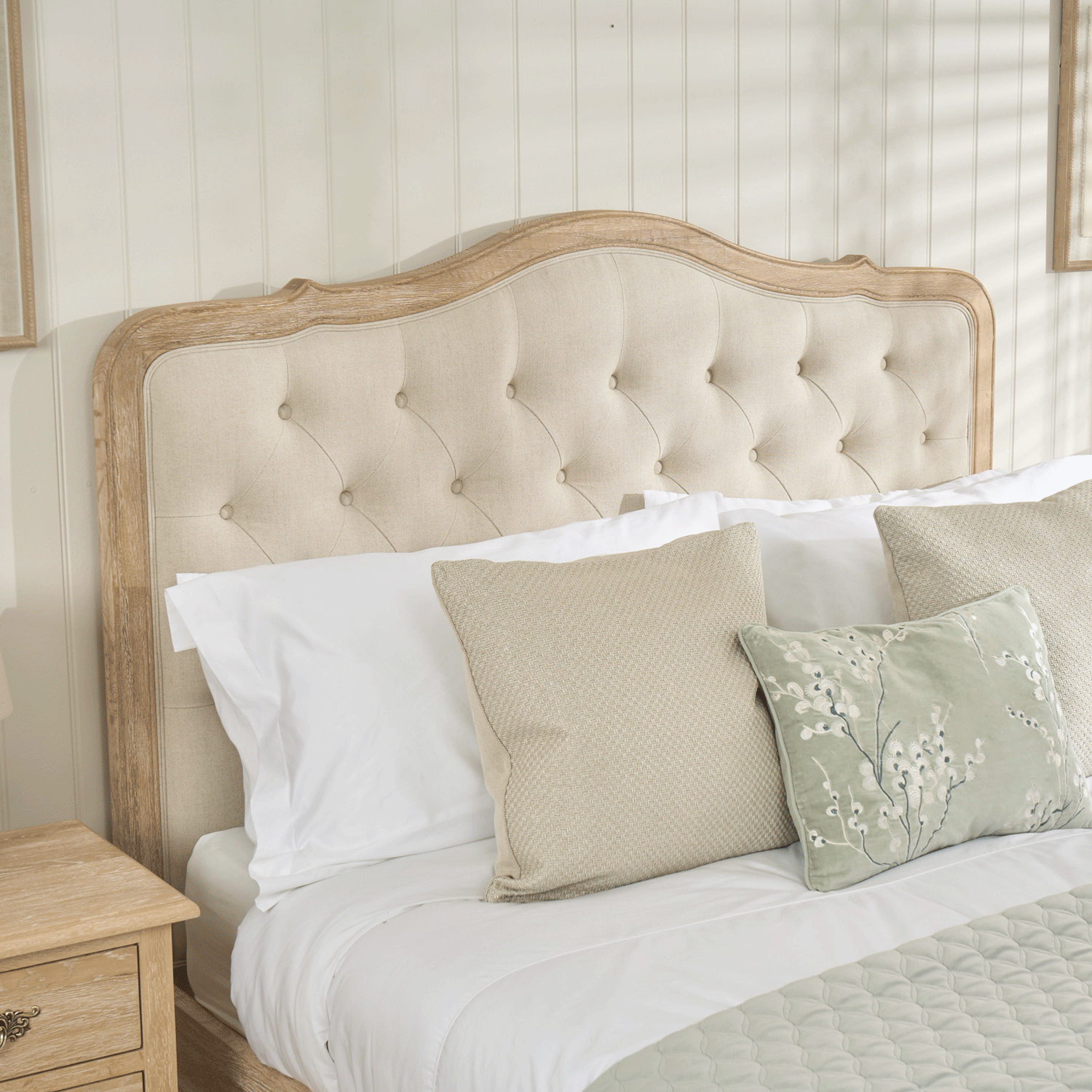Eléa French Limed Oak Upholstered Button Back Low Foot Board Bed - King Size - Image 6